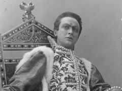 Александр Остужев в роли Дмитрия Самозванца (Фото: Лев Леонидов, 1909, )